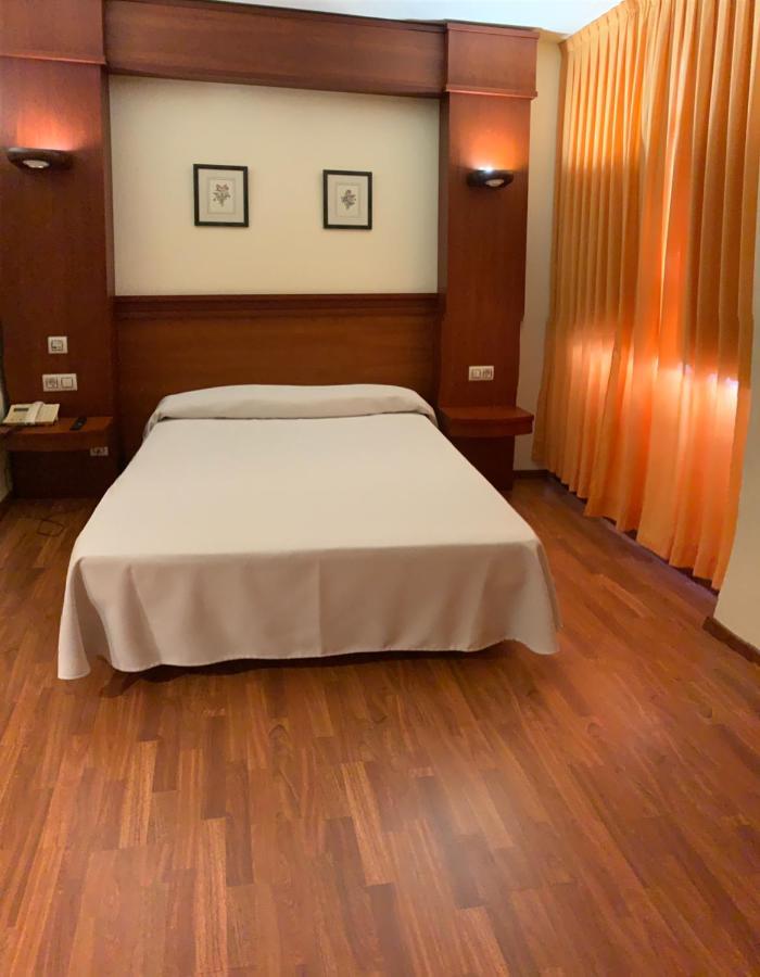Hotel Barreiro Leira 외부 사진